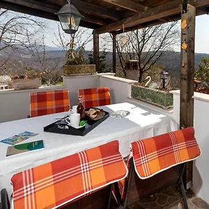 Appartement Pod Lipom Roč